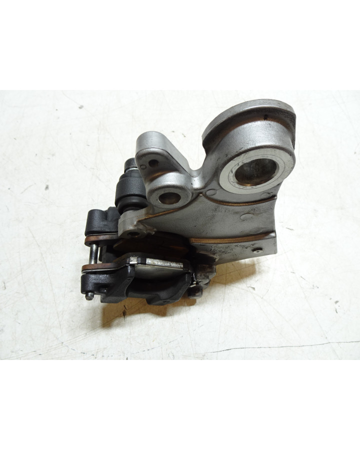 Yamaha MT-09, bromsok bak