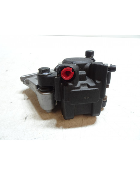 Yamaha MT-09, bromsok bak