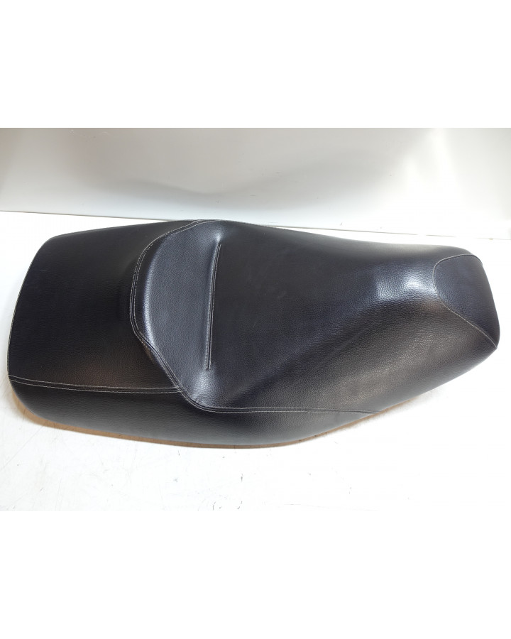 Piaggio MP3 500, sadel
