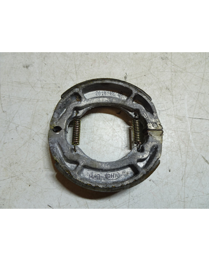 PGO Big Max, bromsbackar