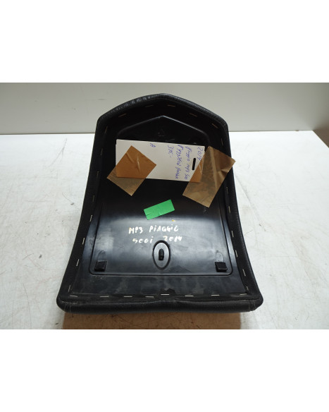 Piaggio MP3 500, ryggstöd packbox