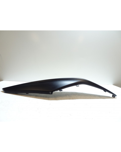 Sym Orbit III, bakre sidokåpa höger 2