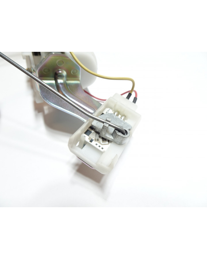 Kawasaki Z900, bränslepump