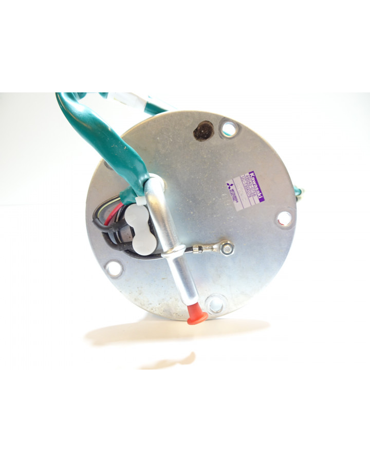 Kawasaki Z900, bränslepump