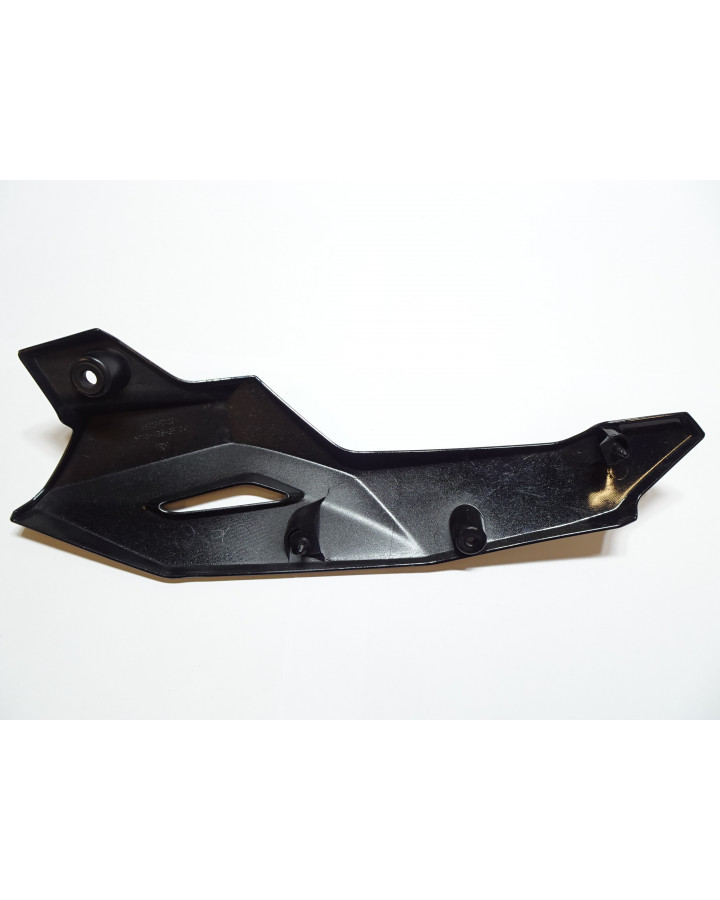 Kawasaki Z900, underkåpa höger