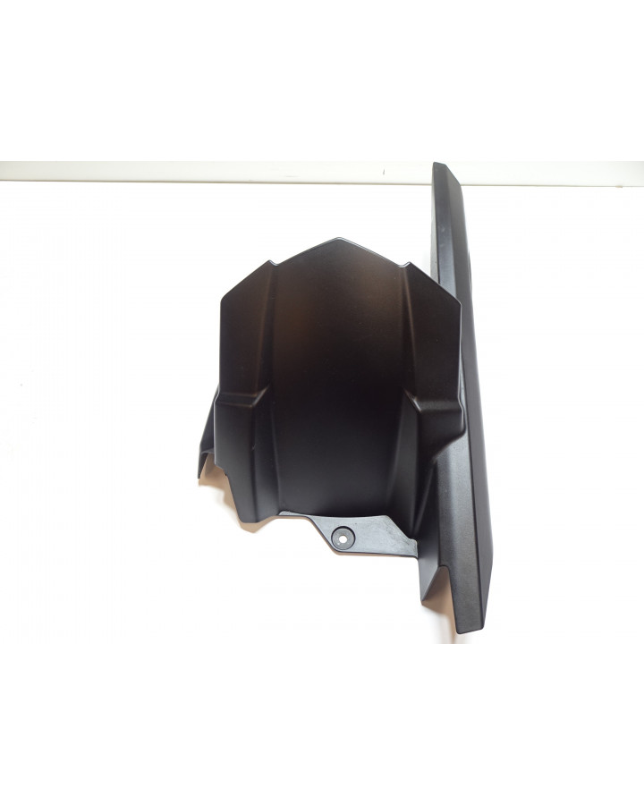 Kawasaki Z900, stänkskärm/kedjeskydd