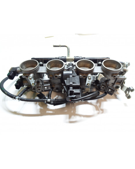 Kawasaki Z900, gasspjäll/insprut