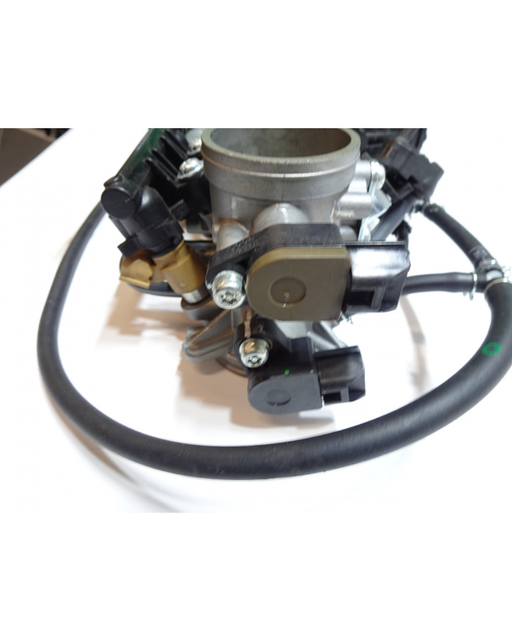 Kawasaki Z900, gasspjäll/insprut