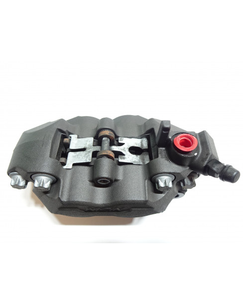 Kawasaki Z900, bromsok höger fram 2