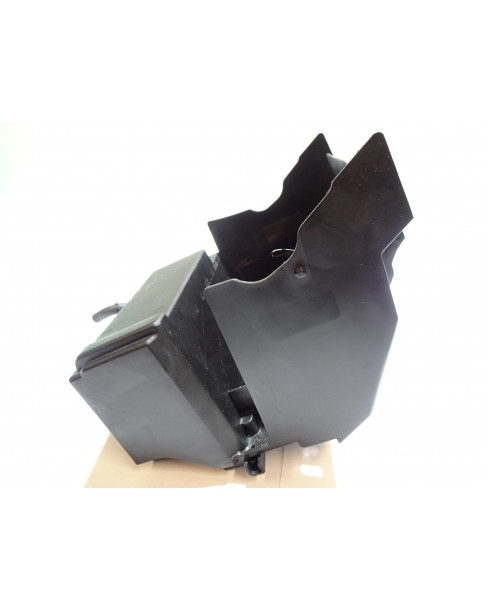 Kawasaki Z900, batterilåda 2