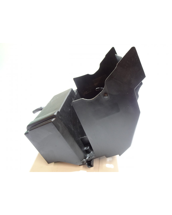 Kawasaki Z900, batterilåda