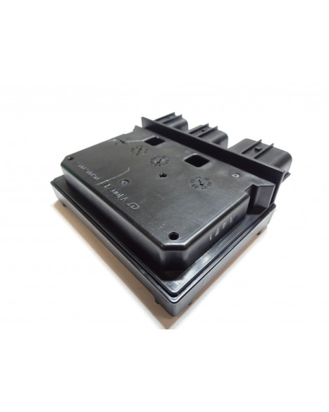 Kawasaki Z900, reläbox