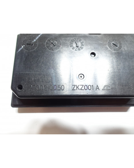 Kawasaki Z900, reläbox