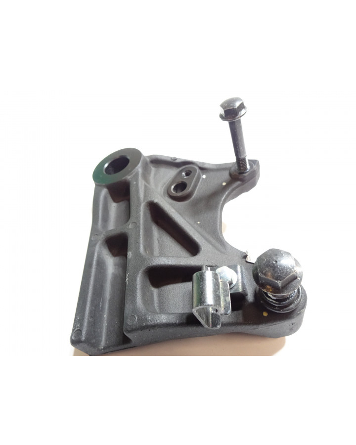 Kawasaki Z900, bromsokshållare bak