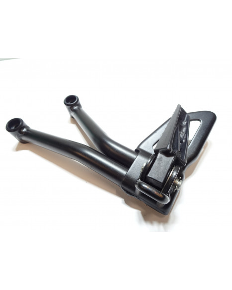 Suzuki SV650, passagerarfotpinne vänster komplett