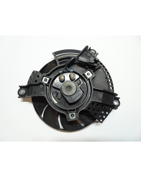 Suzuki SV650, kylarfläkt 2