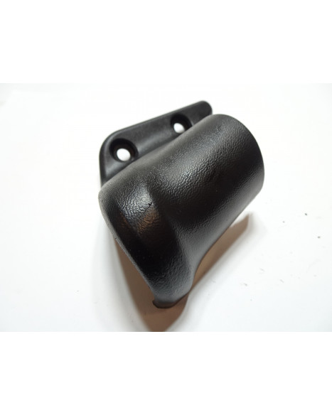 Suzuki SV650, kåpa över kylarslang