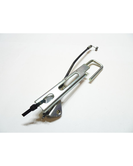 Kawasaki Z900, sadellås med vajer