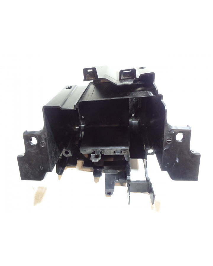 Suzuki SV650, batterilåda