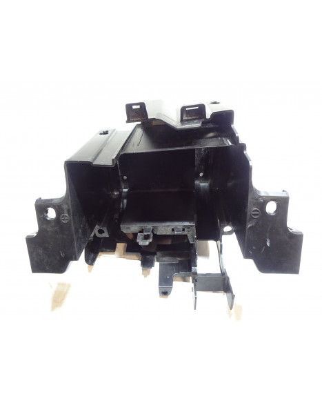 Suzuki SV650, batterilåda