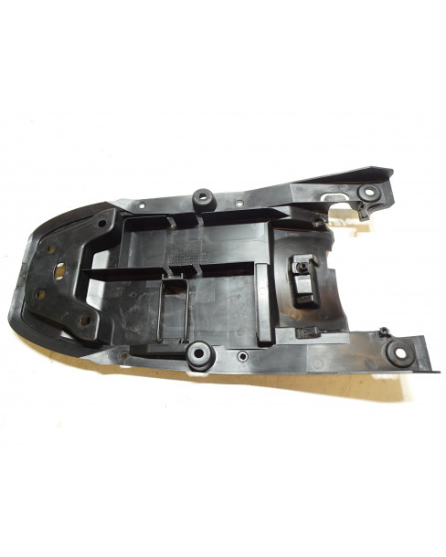 Suzuki SV650, inre stänkskärm 2