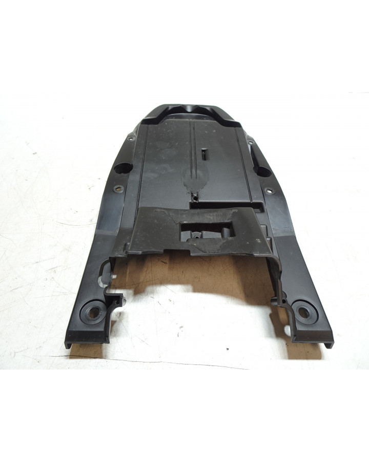 Suzuki SV650, inre stänkskärm