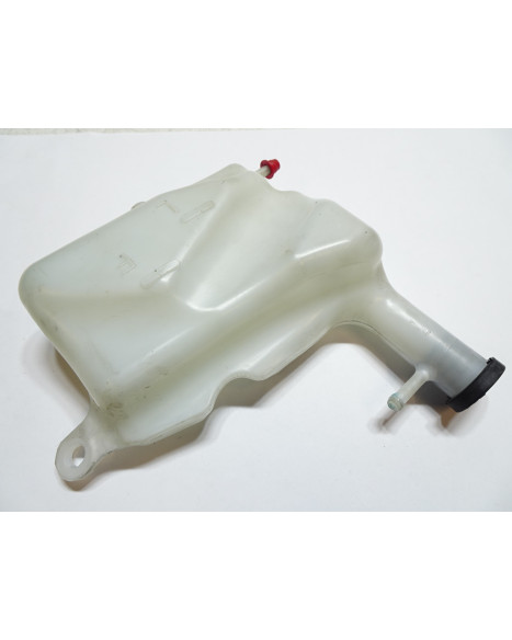 Suzuki SV650, expansionskärl