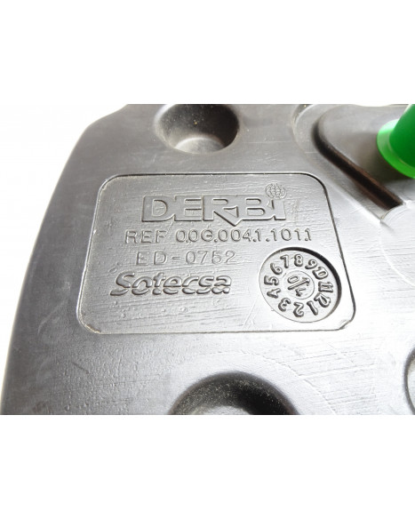 Derbi Atlantis/Piaggio Diesis, bränsletank