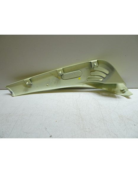 Vespa ET4 125, sidokåpa vänster