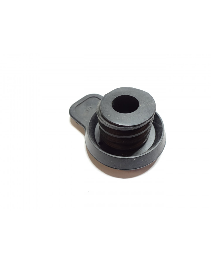 Adly ATV, lock oljetank