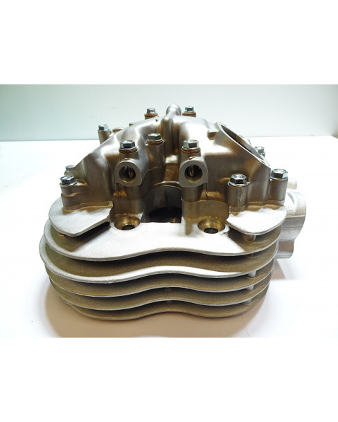 Adly ATV 300, topplock 2