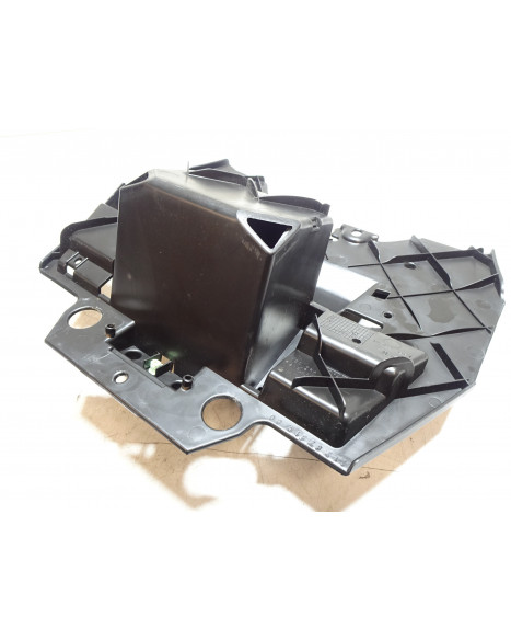 Peugeot Jetforce, batterilåda