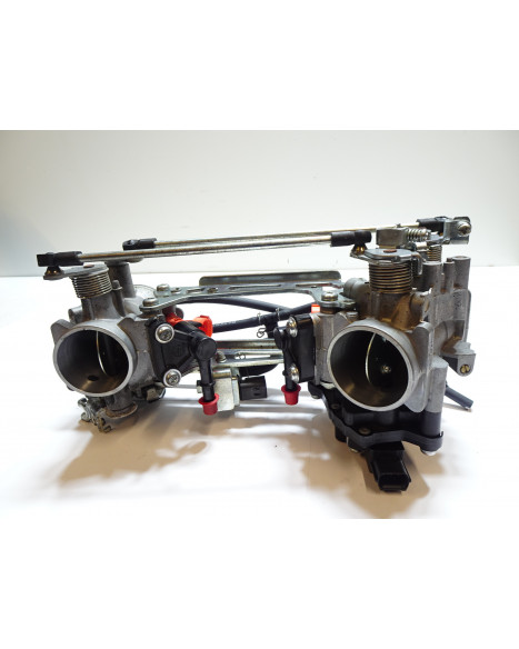 Suzuki SV650, gasspjäll/insprut