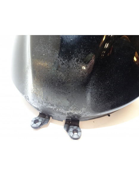 Suzuki SV650, bränsletank