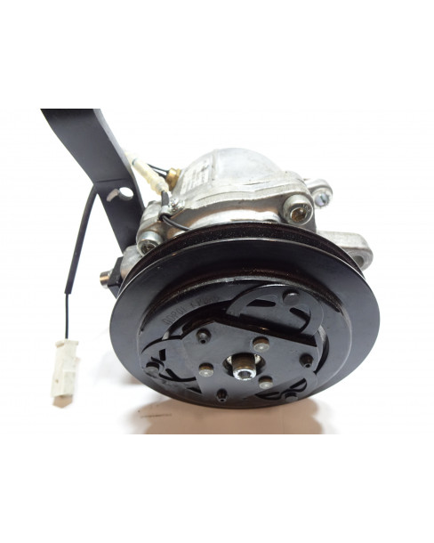 Ligier JS60, AC-kompressor 2