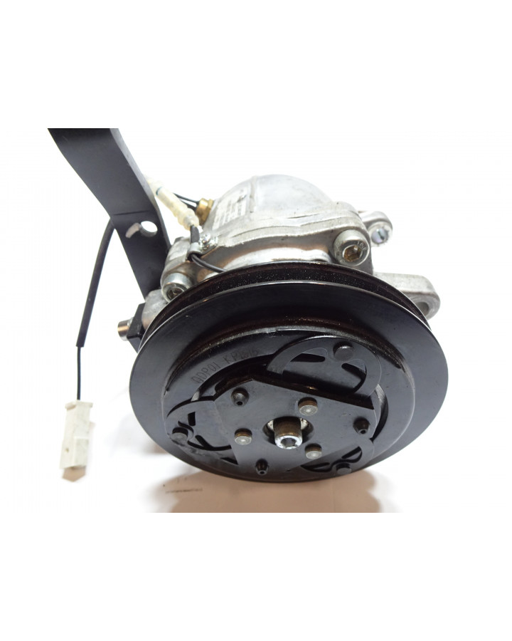 Ligier JS60, AC-kompressor