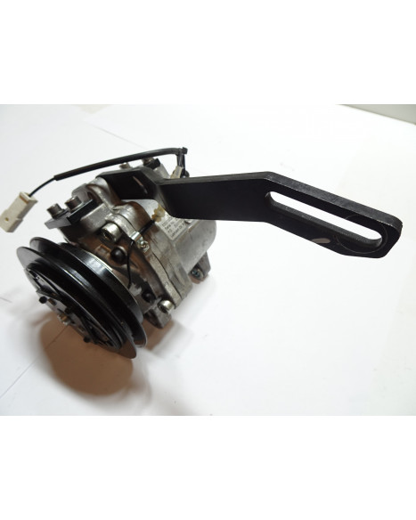 Ligier JS60, AC-kompressor