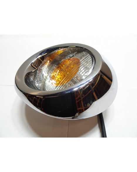 Microcar M8, baklykta höger