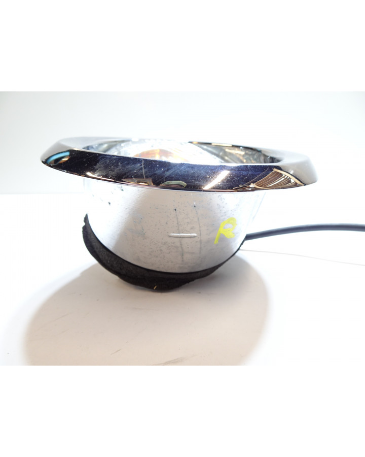 Microcar M8, baklykta höger