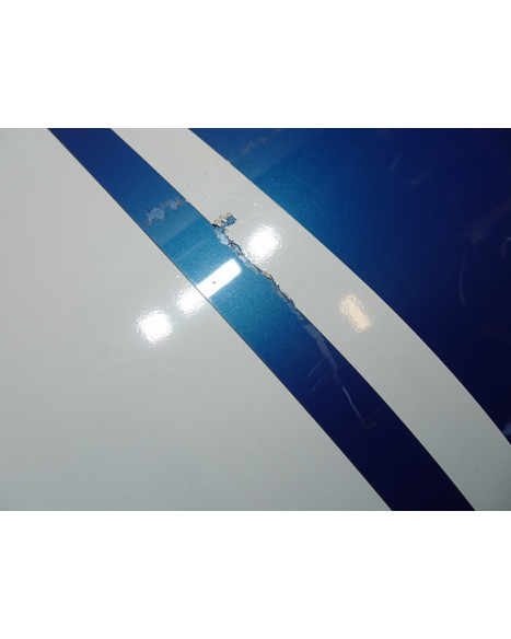 Microcar M8, motorhuv