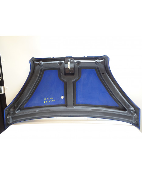 Microcar M8, motorhuv