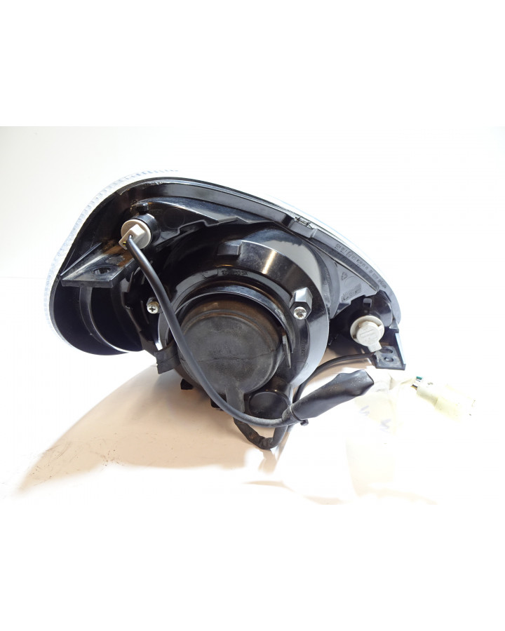 Microcar MGO, framlykta vänster