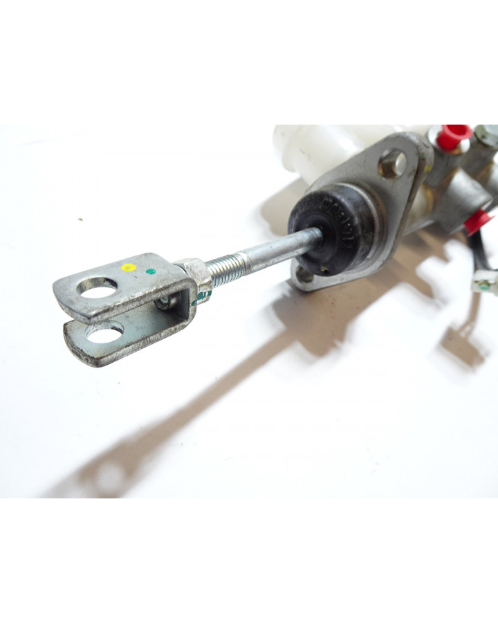 Ligier JS56, huvudbromscylinder