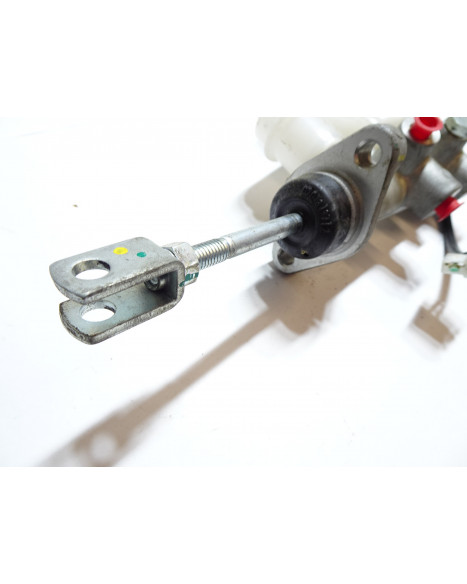 Ligier JS56, huvudbromscylinder