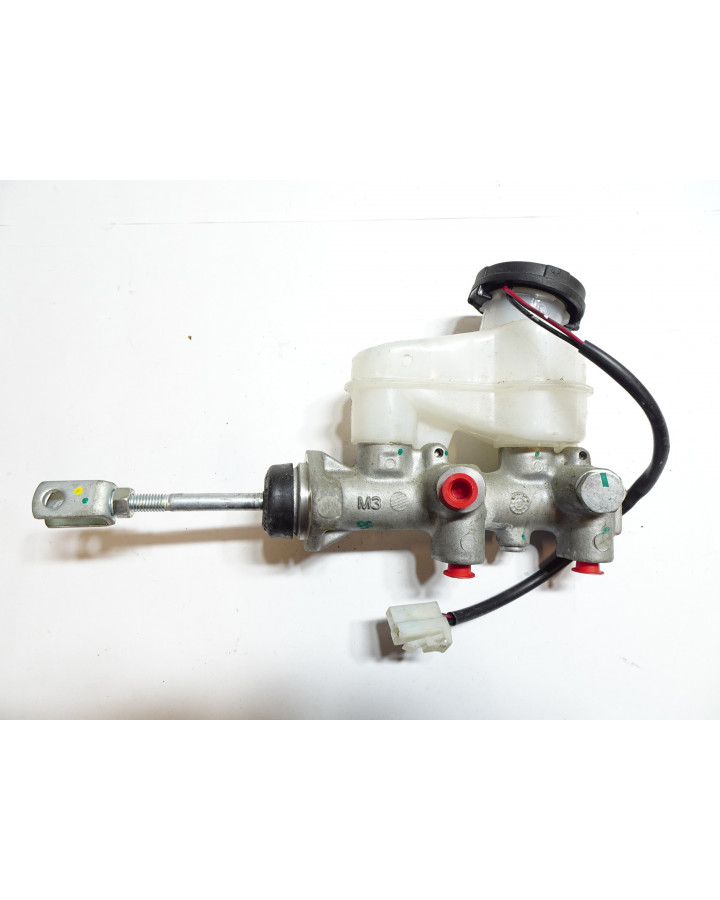 Ligier JS56, huvudbromscylinder