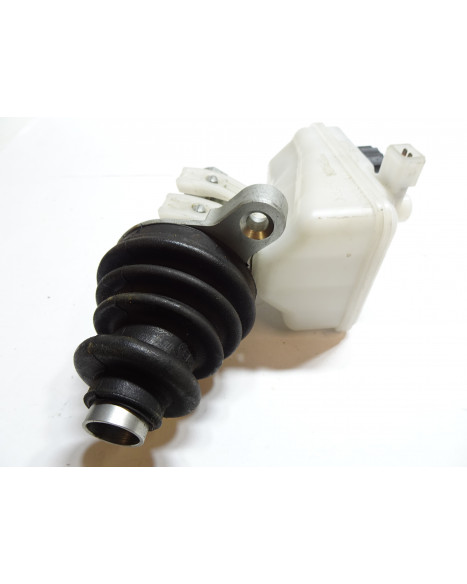 Bellier B8, huvudbromscylinder