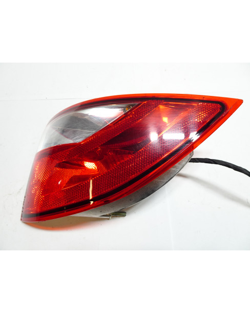 Aixam S9, baklykta höger 2