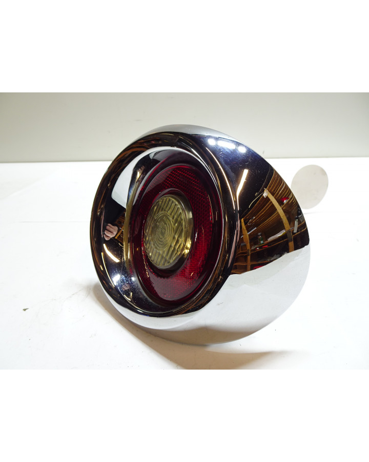 Microcar M8, baklykta höger