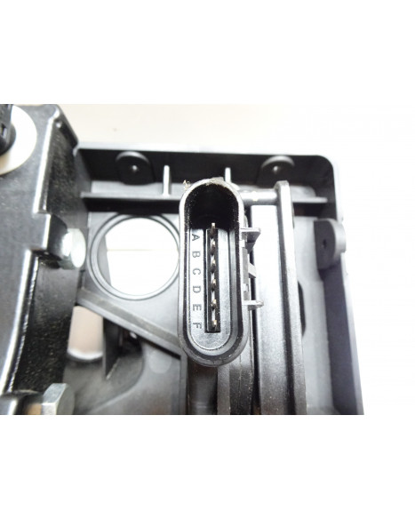 Ligier JS60, pedalställ