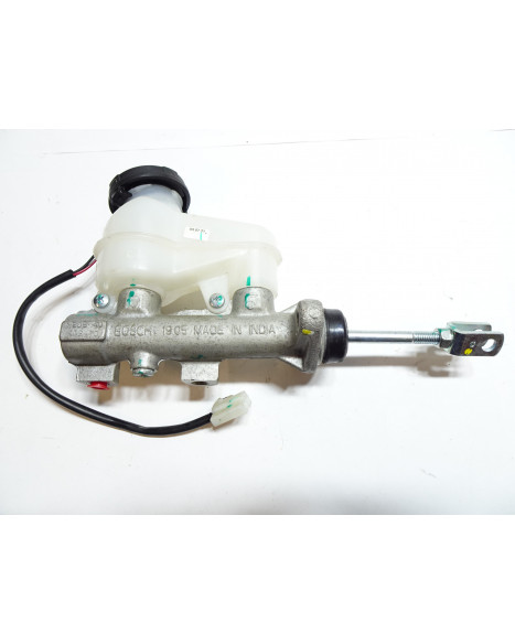 Ligier JS60, huvudbromscylinder